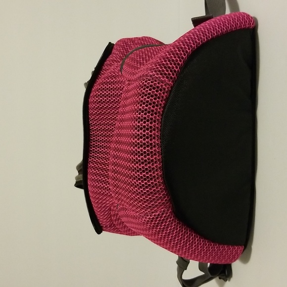 Soft sided Pet Backpack Carrier - Picture 12 of 12